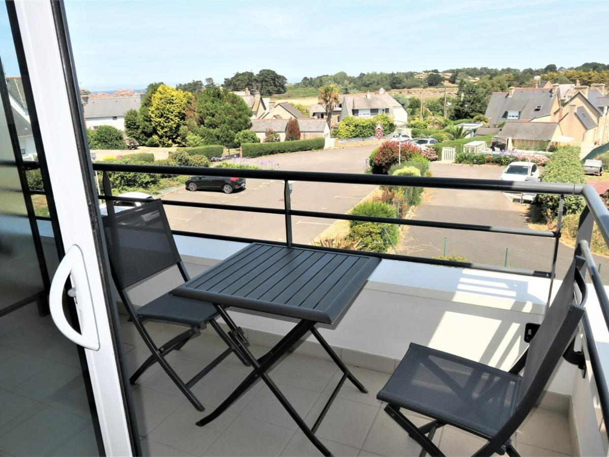 Superbe Appartement Avec Wifi Et Parking A Tregastel - Fr-1-368-174 Kültér fotó